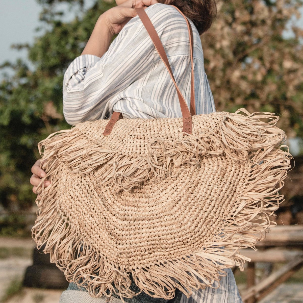 Raffia tassen